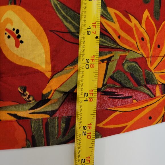 Basic Editions Vintage Red Tropical Floral Women's Short Sleeve Top Size Small - Picture 6 of 7